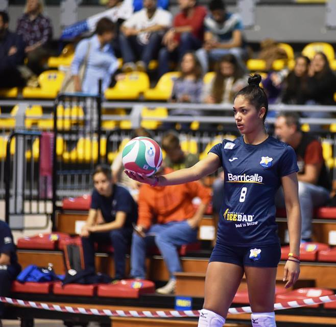 AMANDA CONEO IN BATTUTA FOTO 3 CUS Collegno Volley